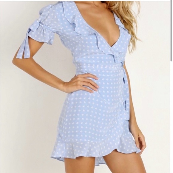 For Love And Lemons Dresses & Skirts - For Love & Lemons Sweetheart Wrap Dress
